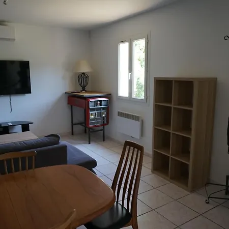 Pleasant House Close To Vakantiehuis
